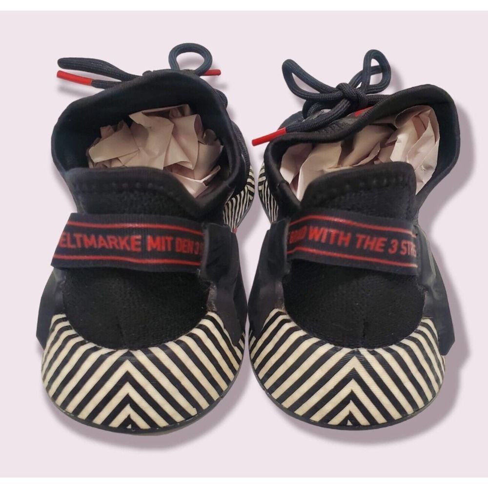 Adidas NMD_R1 V2 SHOES 4 1/2 Black-Red-White Very Good Condition Art FY2107 - Picture 5 of 8